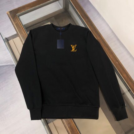 LOUIS VUITTON Autumn and winter round neck embroidered top