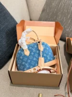 LOUIS VUITTON Alma BB(23.5×17.5cm)