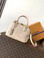 LOUIS VUITTON Alma BB(23.5 x 17.5 x 11.5 cm)