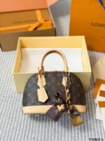 LOUIS VUITTON Alma BB(24x18cm)