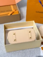 LOUIS VUITTON Alma BB(24x18cm)