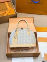 LOUIS VUITTON Alma BB (24x20cm)