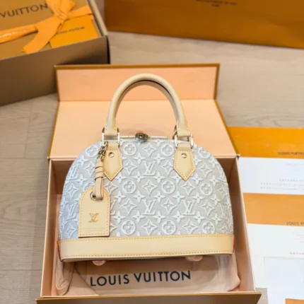 LOUIS VUITTON Alma BB (24x20cm)