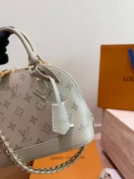LOUIS VUITTON Alma BB (25cm)