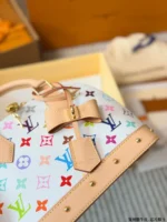 LOUIS VUITTON Alma BB (27x23cm)