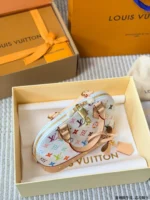 LOUIS VUITTON Alma BB (27x23cm)