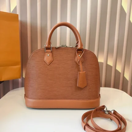LOUIS VUITTON Alma BB (28x23cm)