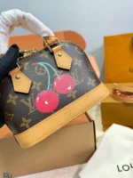 LOUIS VUITTON Alma Nano (20x14cm)