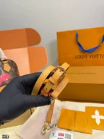 LOUIS VUITTON Alma Nano (20x14cm)