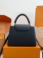 LOUIS VUITTON Capucines(27x17cm)