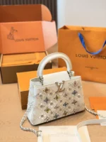 LOUIS VUITTON Capucines(27x18cm)( 20 x13cm)
