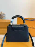 LOUIS VUITTON Capucines(27x9x18cm)