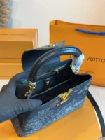 LOUIS VUITTON Capucines(27x9x18cm)