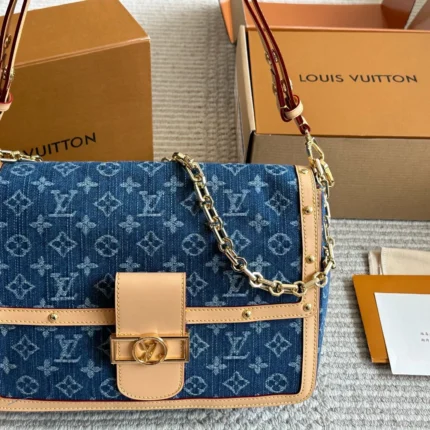 LOUIS VUITTON Dauphine (30x21cm)