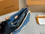 LOUIS VUITTON Dauphine (30x21cm)