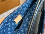 LOUIS VUITTON Dauphine (30x21cm)
