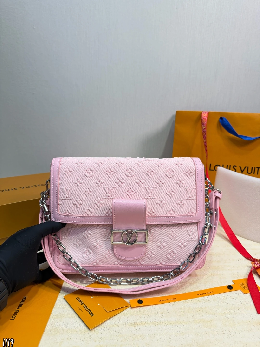 LOUIS VUITTON Dauphine (39x22cm)