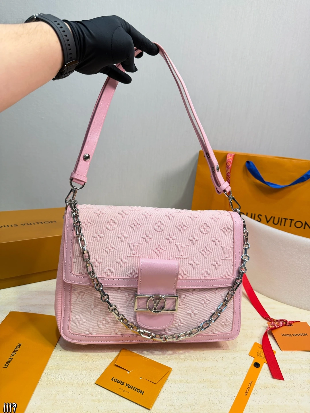 LOUIS VUITTON Dauphine (39x22cm)