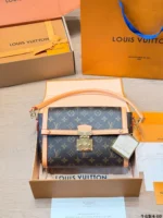LOUIS VUITTON Dauphine MM(24x16cm)
