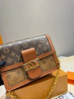 LOUIS VUITTON Dauphine MM (25x18cm)