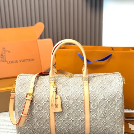 LOUIS VUITTON Keepall (45cm)-4