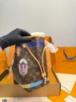 LOUIS VUITTON Neverfull Graffiti MM(32x28cm)