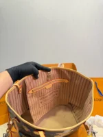 LOUIS VUITTON Neverfull Graffiti MM(32x28cm)