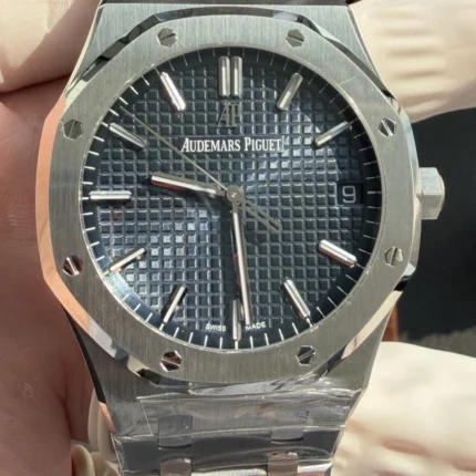 VS Factory，4302 Royal Oak 15500-169g（41mm）