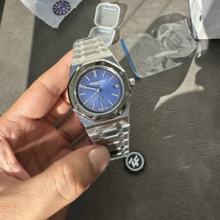 ZF Factory，2121 Royal Oak 15202（39mm）