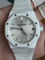 ZF Factory，4302 Royal Oak 15500-139g（41mm）