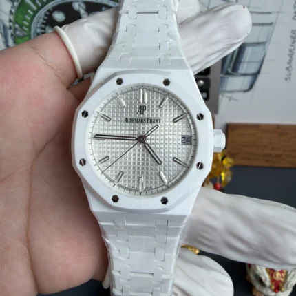 ZF Factory，4302 Royal Oak 15500-139g（41mm）