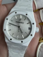 ZF Factory，4302 Royal Oak 15500-139g（41mm）