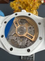 ZF Factory，4302 Royal Oak 15500-139g（41mm）