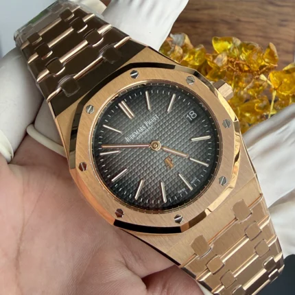 ZF Factory，7121 Royal Oak 16202-126g（39mm）