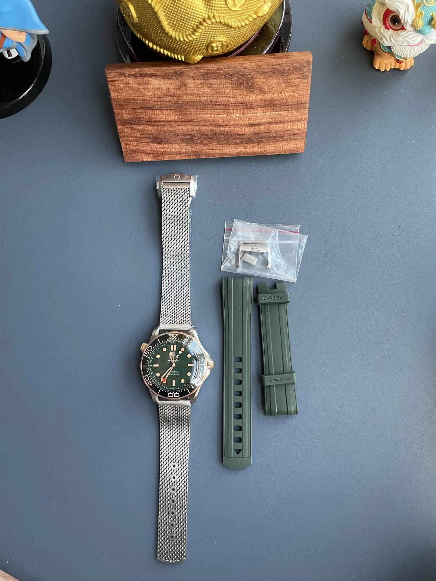 VS Factory, 8806 Seamaster 300-107g（42mm）