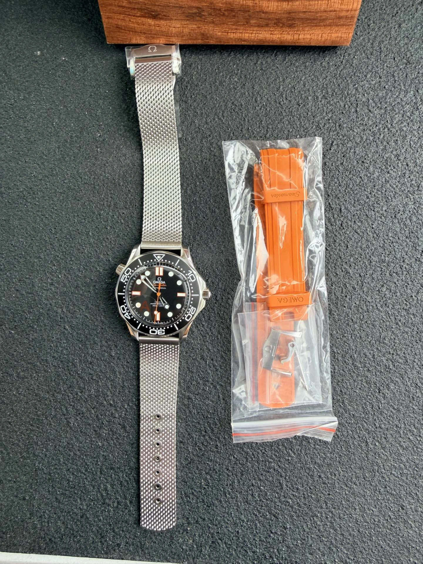 VS Factory, 8806 Seamaster 300-151g（42mm）