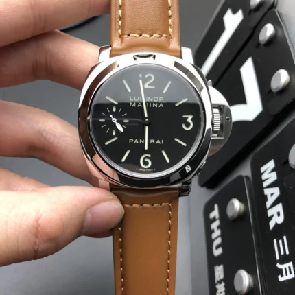 VS Factory, PAM111（44mm）