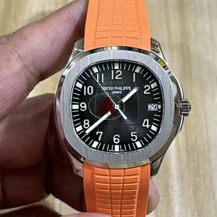3K Factory，330 Aquanaut 5168（42.2mm）