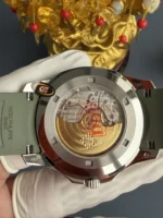 DDF Factory，330 Aquanaut 5168-120g（42.2mm）