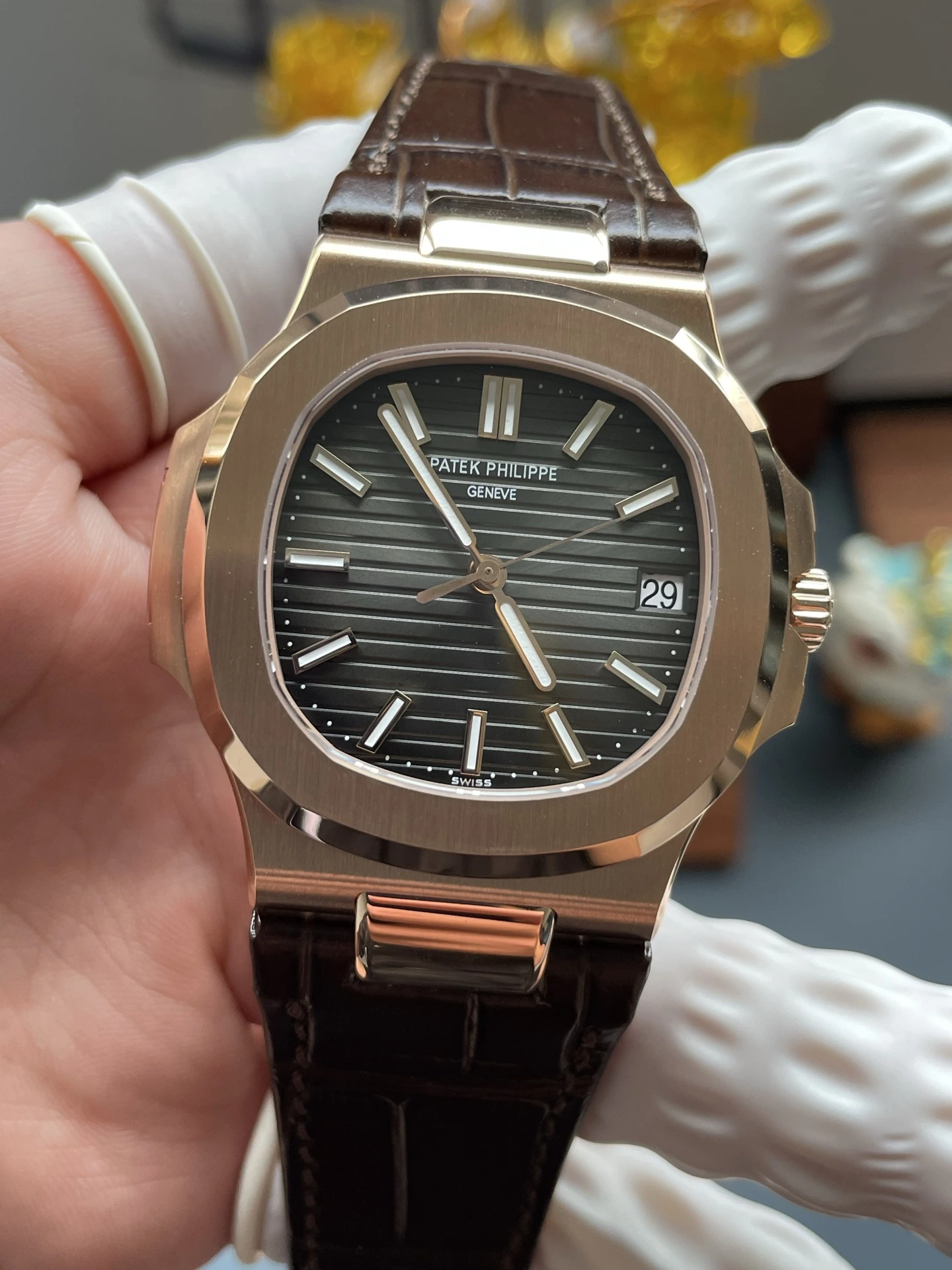DDF Factory，330 Nautilus 5711-102g（40mm）