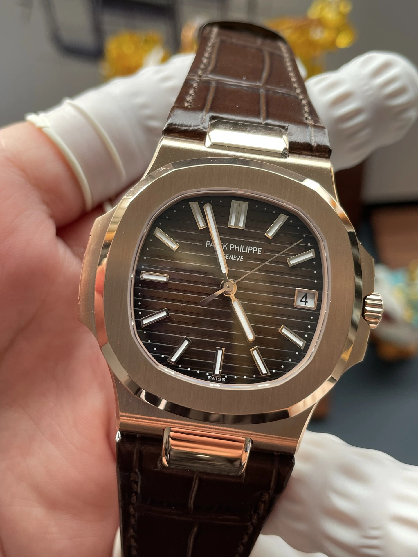 DDF Factory，330 Nautilus 5711-102g（40mm）