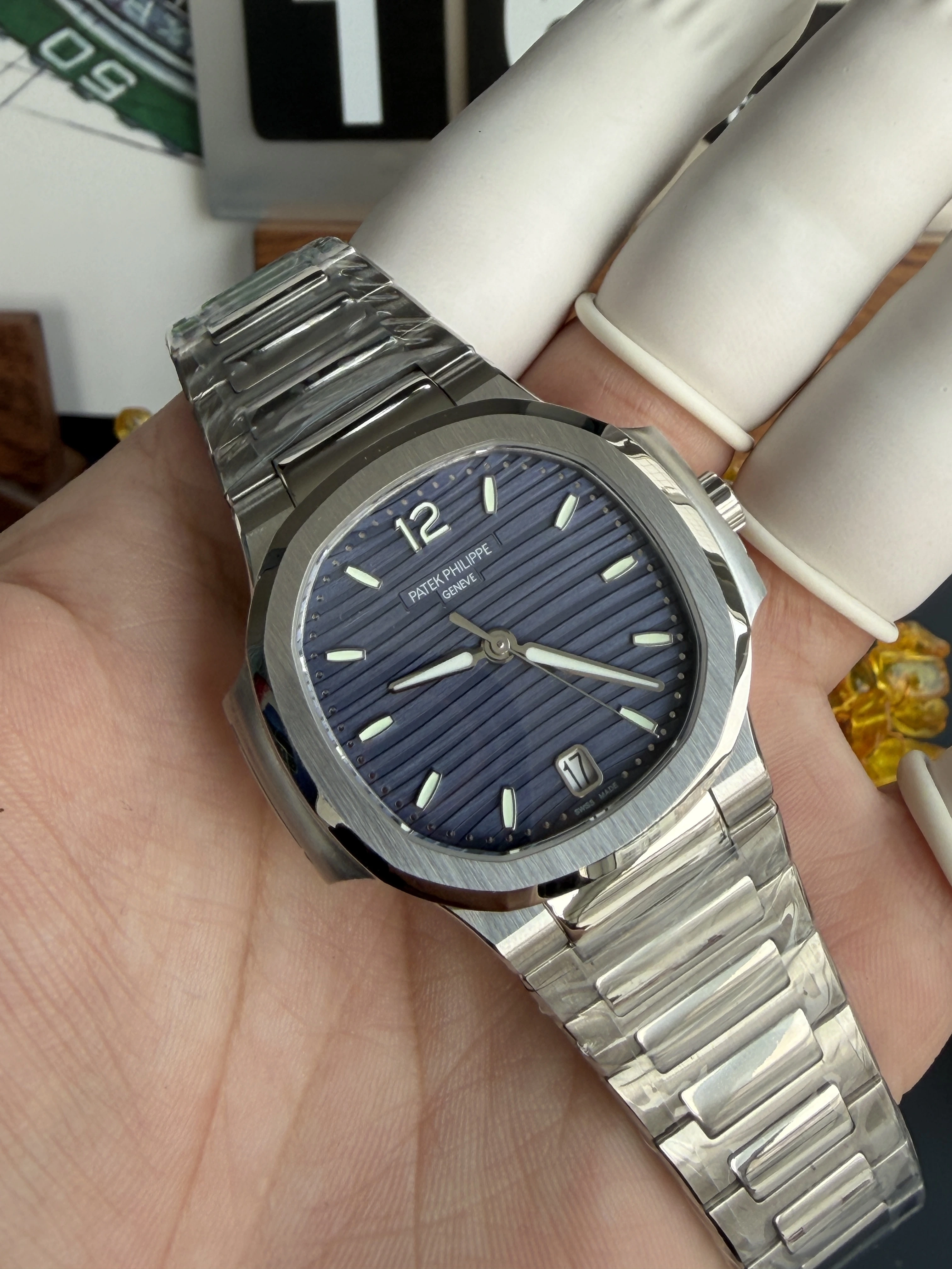 DDS Factory，324 Nautilus 7118-101g（Women's 35.2mm）