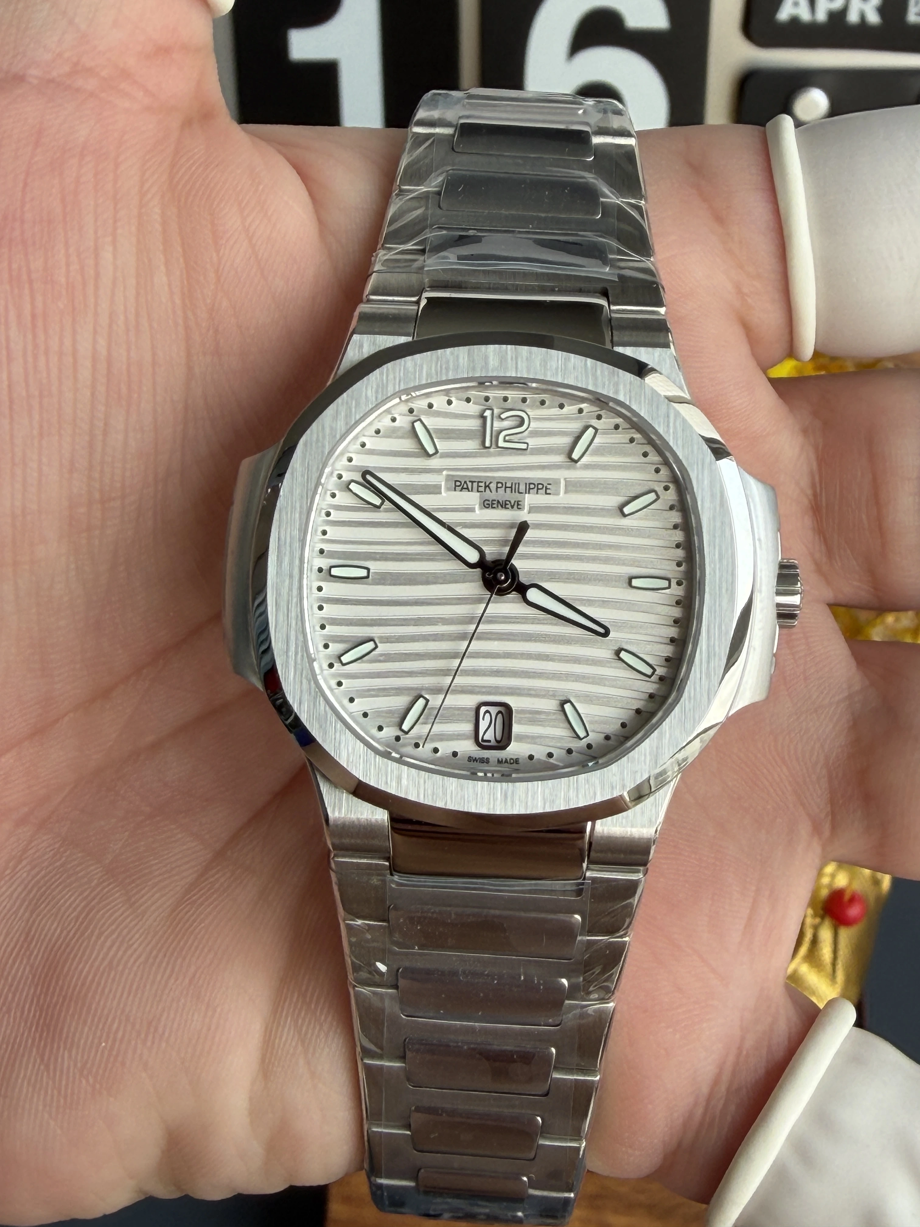 DDS Factory，324 Nautilus 7118-101g（Women's 35.2mm）