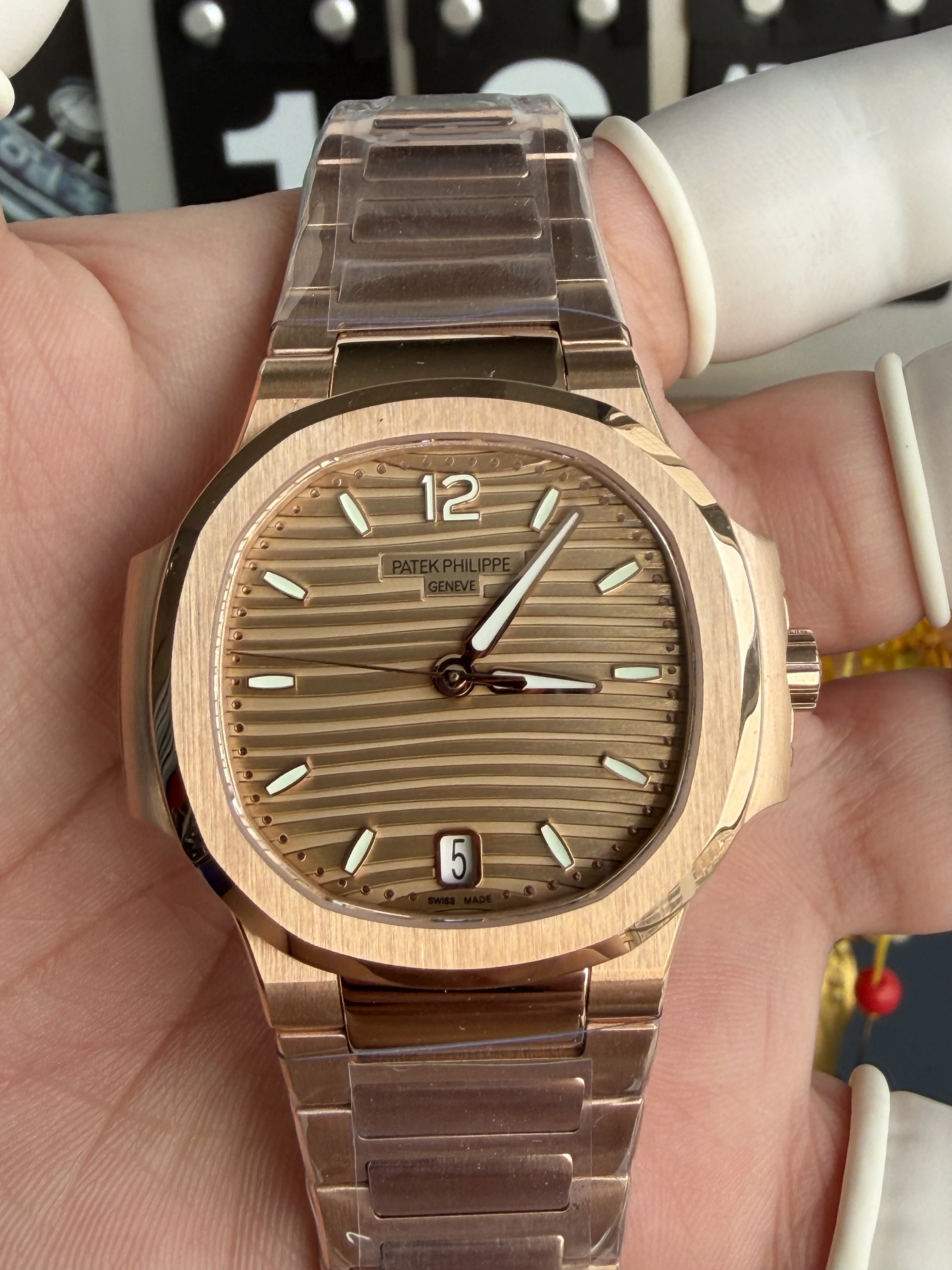 DDS Factory，324 Nautilus 7118-101g（Women's 35.2mm）