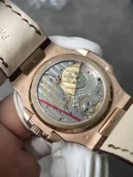 UMI Factory，240 Nautilus 5712-194g（40mm）
