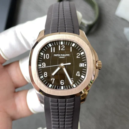 WS Factory，330 Aquanaut 5168-150g（42.2mm）