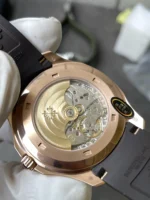 WS Factory，330 Aquanaut 5168-150g（42.2mm）
