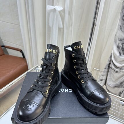 Chanel The most handsome thick soled motorcycle boots for autumn and winter